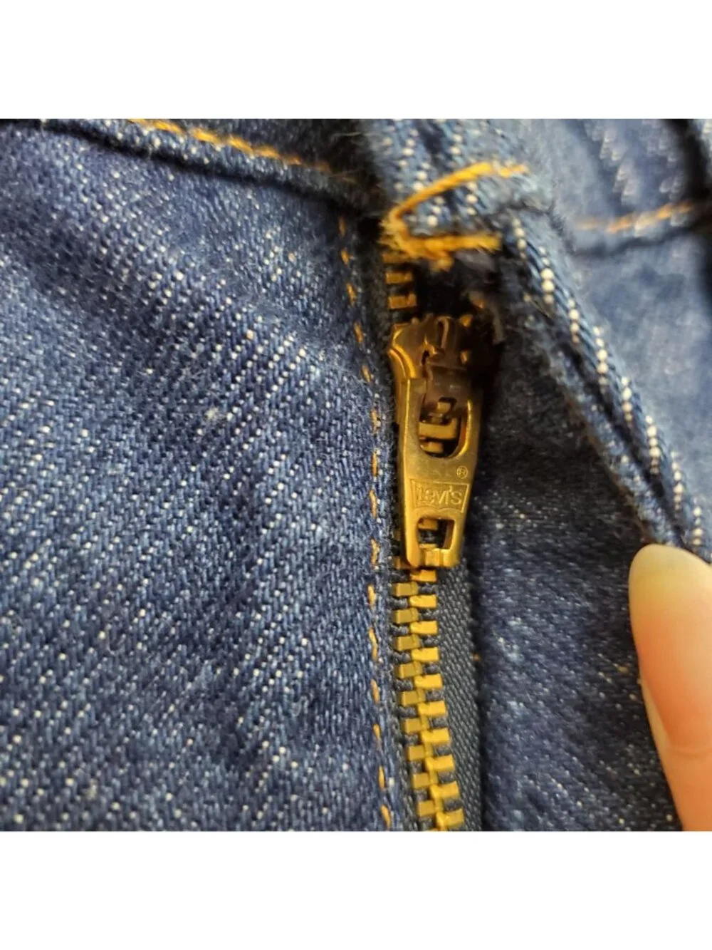 Levi's straight leg dark wash jeans 1980's orange tab
